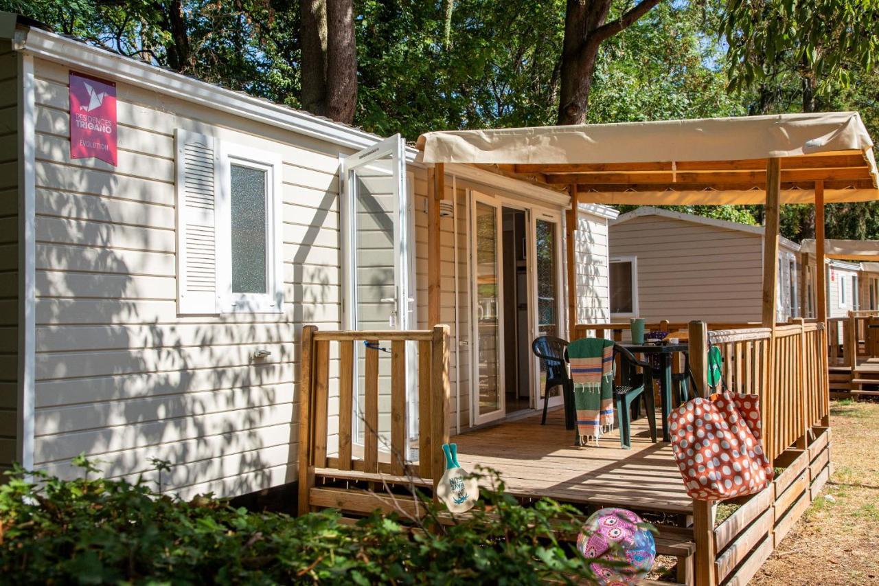 Camping De Montlouis-Sur-Loire Phòng bức ảnh